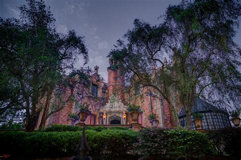 Haunted Mansion Wallpapers - Wallpaper Cave