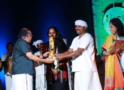 The delight dance performed as a part of farming ceremony | Irula Dance