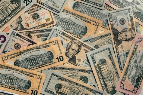 Why Is the US Dollar So Omnipotent? - Accumulating Money