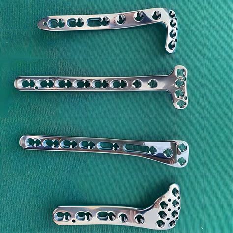 Titanium Locking Plates and Screws Orthopaedic Implants with Variable Angle - Variable Angle ...