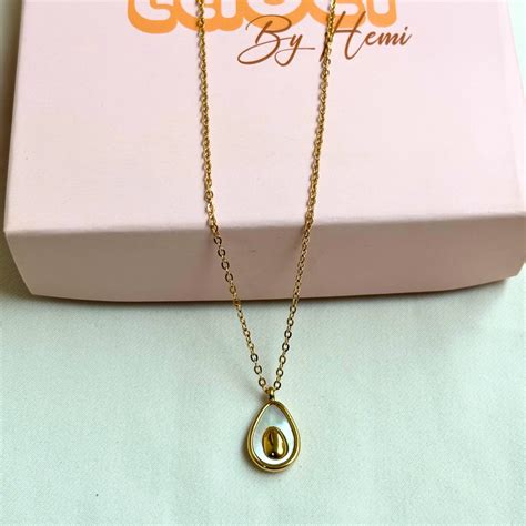 Avacado Necklace – Label By Hemi