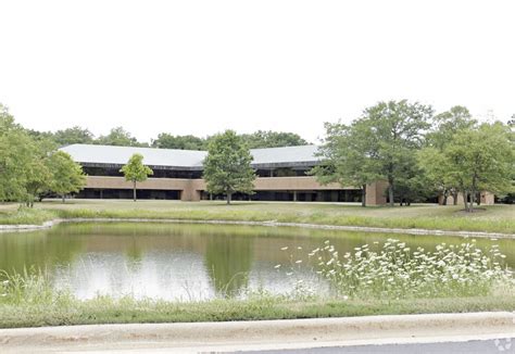 2700 Lake Cook Rd, Riverwoods, IL 60015 - Office for Sale | LoopNet