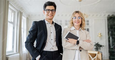 Businessman and Woman 的图像结果