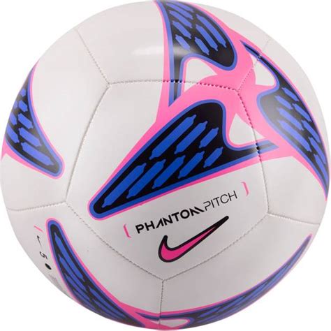 Buy Football at upto 30% OFF Online at Best Prices in India | Flipkart.com