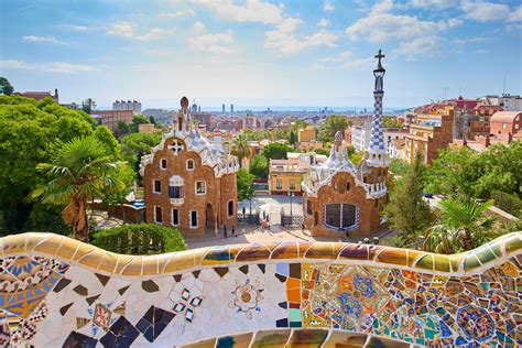 Explore the Queen of the Adriatic or dine in a villa on an Italian ...