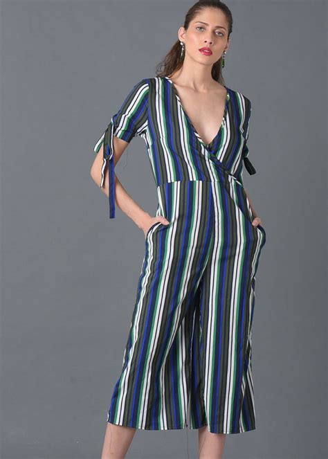 Get Multicolour Vertical Stripes Crop Jumpsuit at ₹ 2275 | LBB Shop