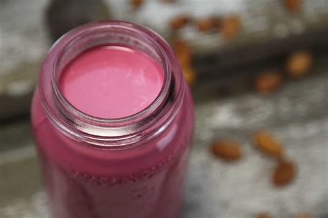 How to Make Almond Milk Pink (Hippo Milk) - The Edgy Veg