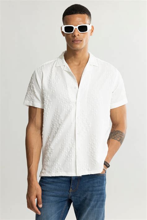 Buy Men's Dwindle White Shirt Online | SNITCH
