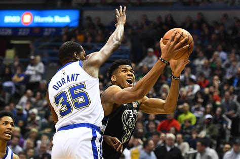 Milwaukee Bucks Game Preview: March 29 at Golden State Warriors
