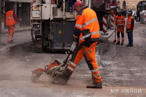 日结工市场打零工也能月入过万？干一天玩三天？实地探访听听他们怎么说【罗宾VLOG】