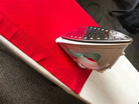 How to Iron a Large Tablecloth 的图像结果