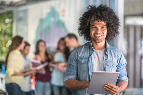 Young Business's Owners 的图像结果