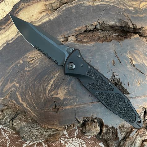 Microtech Socom Elite Manual S/E Shadow DLC Serrated DLC Hardware ...