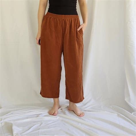 Tianello Brown Cropped Pants These cute and comfy... | Depop