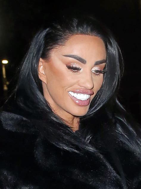 Katie Price Spotted Leaving The Clapham Grand [11-10-2024] • CelebMafia