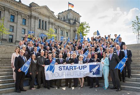 Knowhow Transfer: In jedem 3. MdB-Büro sitzt in dieser Woche ein ...