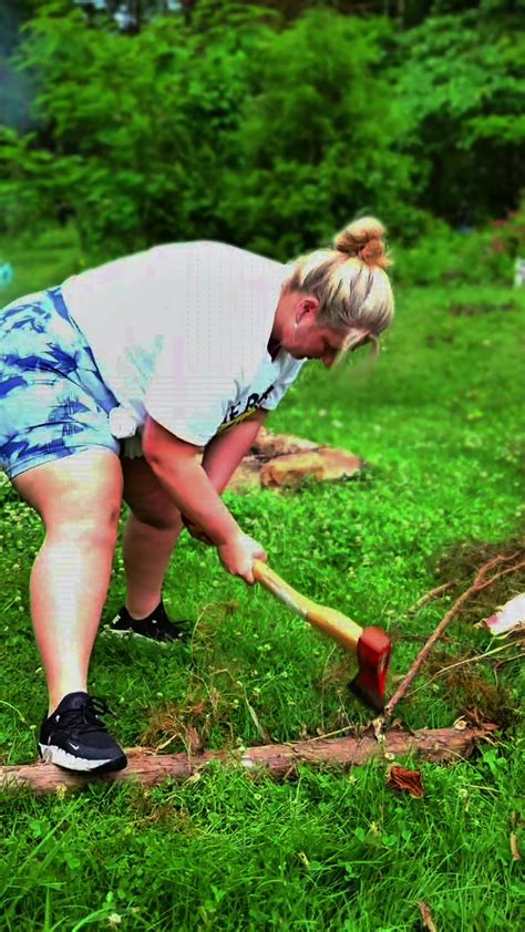 shesLillyHart (@sheslillyhart7) - Urlebird