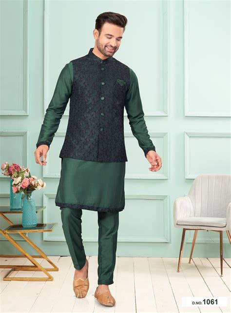 Kurta Pyjama With Jacket – Sudarshansarees