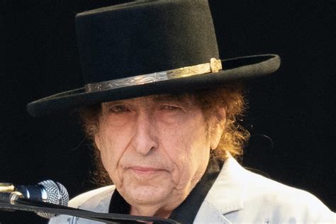 Bob Dylan Net Worth 2022 – How Much Money Does The ‘Like A Rolling ...
