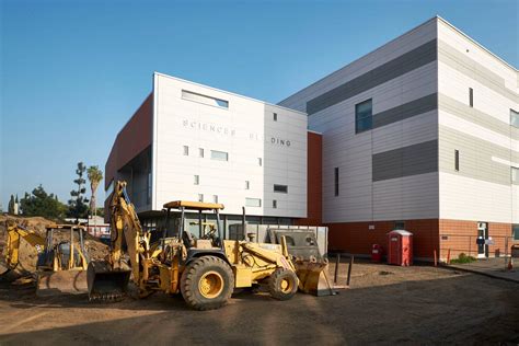 Science and Technology Building 的图像结果