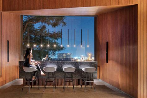 The Perfect Home Bar Designs For An Intimate NYE Gathering | Goodhomes ...