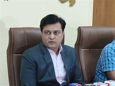 Voter list revision work intensifies in Gujarat