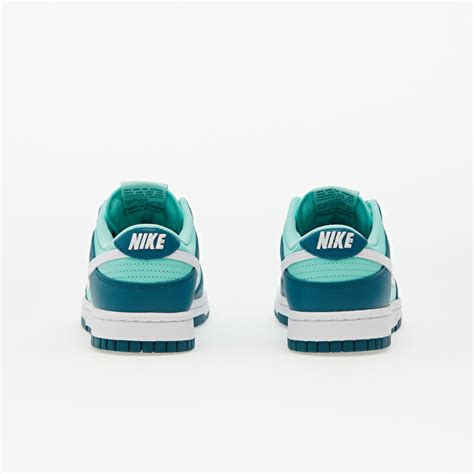 Dunk on sale basket nike