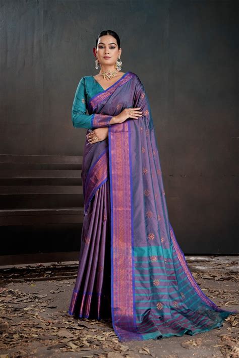 Buy Soft Silk Chitt Palu With Contrast Blouse Weaving Saree 64219 ...