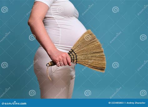 Nesting Syndrome in Pregnant Women. Nesting Instinct during Pregnancy ...