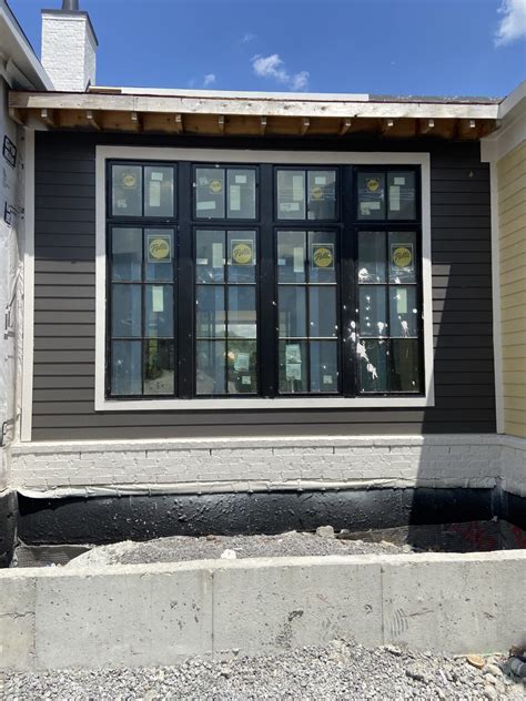 Benjamin Moore Smokey Taupe 983: Paint Color Review