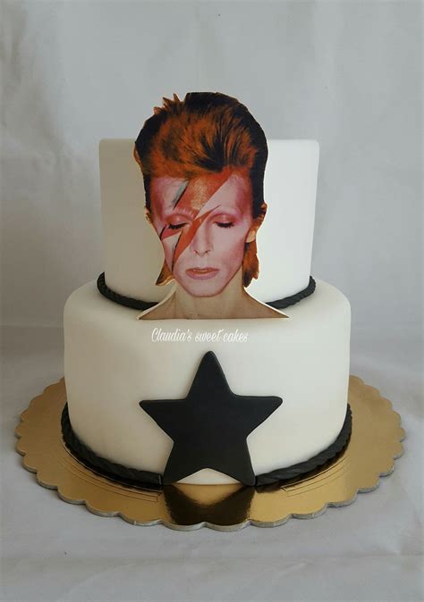 Pin by kayla leann on ༺༒༻Cake Tribute To David Bowie༺༒༻ | Cake ...