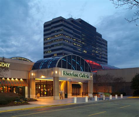 Riverchase Galleria Mall in Hoover Alabama - City Towner