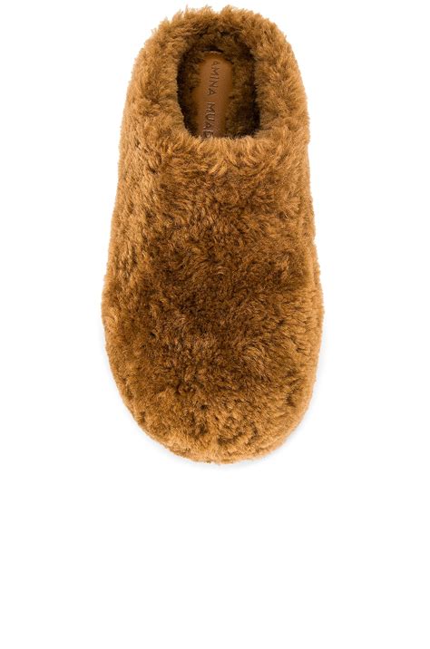 AMINA MUADDI Giuly Shearling Slipper in Honeybear | FWRD