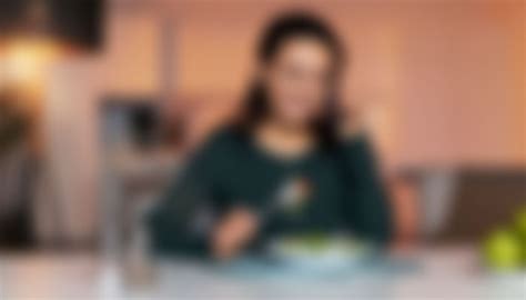 10 Common Symptoms of Overtraining | FITPASS