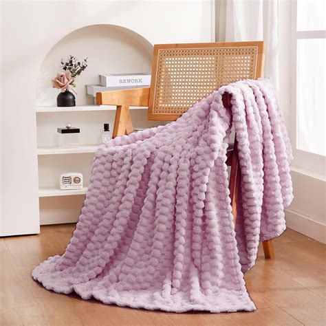 Puncuntex Light Purple Throw Blanket 50"×60" inches Fuzzy 3D Jacquard ...