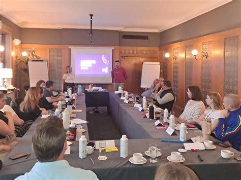 Integrating New Voices Into Established Teams: Success Strategies - EVOLVE Programme