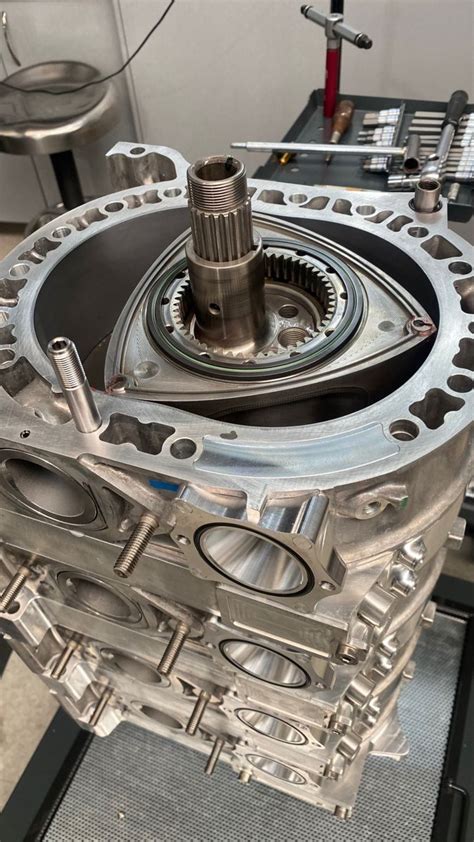 Rotary Engine 的图像结果