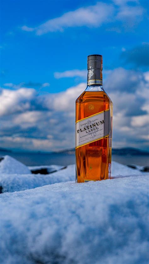 JOHNNIE WALKER PLATINUM LABEL