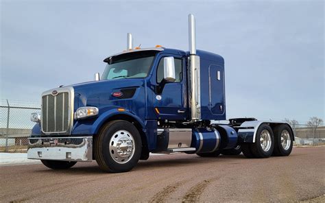 2015 Peterbilt 567 - IL Truck Group