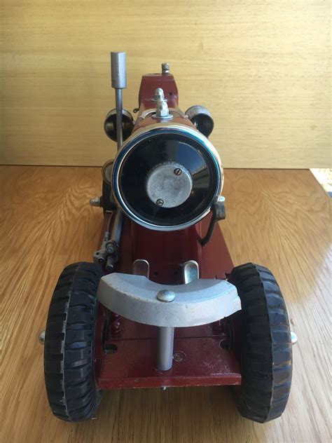 Sewing Machine Tractor 的图像结果