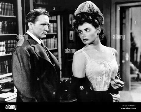 Dr jekyll and mr hyde 1941 hi-res stock photography and images - Alamy