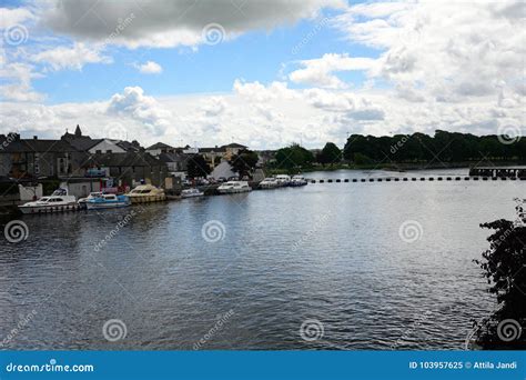 River Shannon, Athlone, Ireland Editorial Image - Image of countryside ...