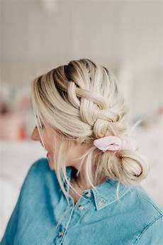 How To Style Your Hair Pretty by 8 Ways To Wear A Scrunchie Twist Me Pretty How To Style Your Hair Pretty