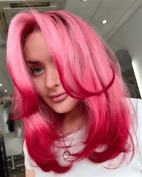 40 Vibrant Pink And Red Hair Ideas To Stand Out in 2025 | Red hair tips ...