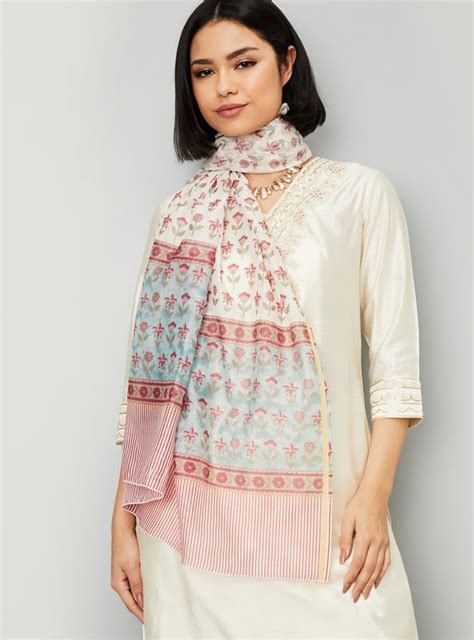 Buy Women Embroidered Straight Kurta Set Online at just Rs. 1699.0 ...