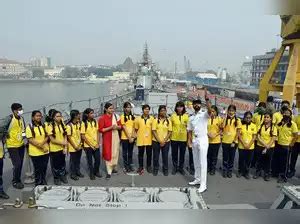 indian navy: Navy week: More than 4,000 students visit ships on Sat-Sun ...