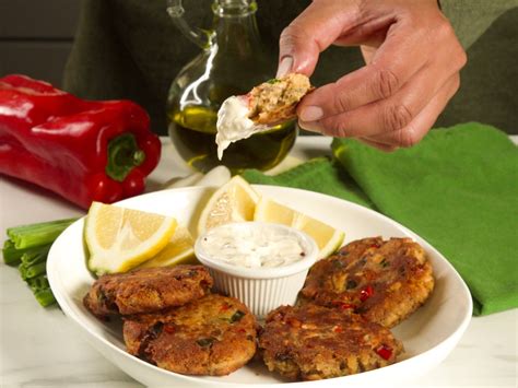 Mini Salmon Cakes | Recipes | Trident Seafoods