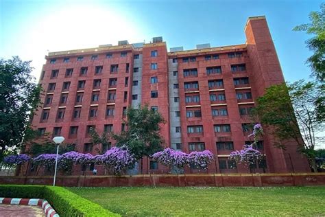 LNMIIT Jaipur Campus: Photos, Virtual Tour