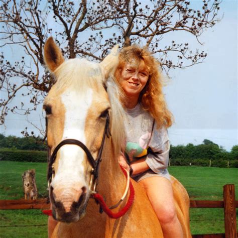 Elizabeth Sarmiento - Anderson Independent Funeral Directors