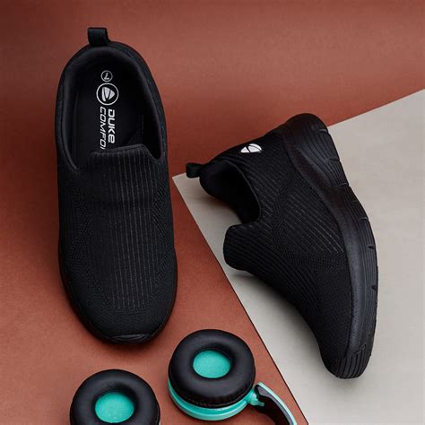 Walking Shoes – Duke